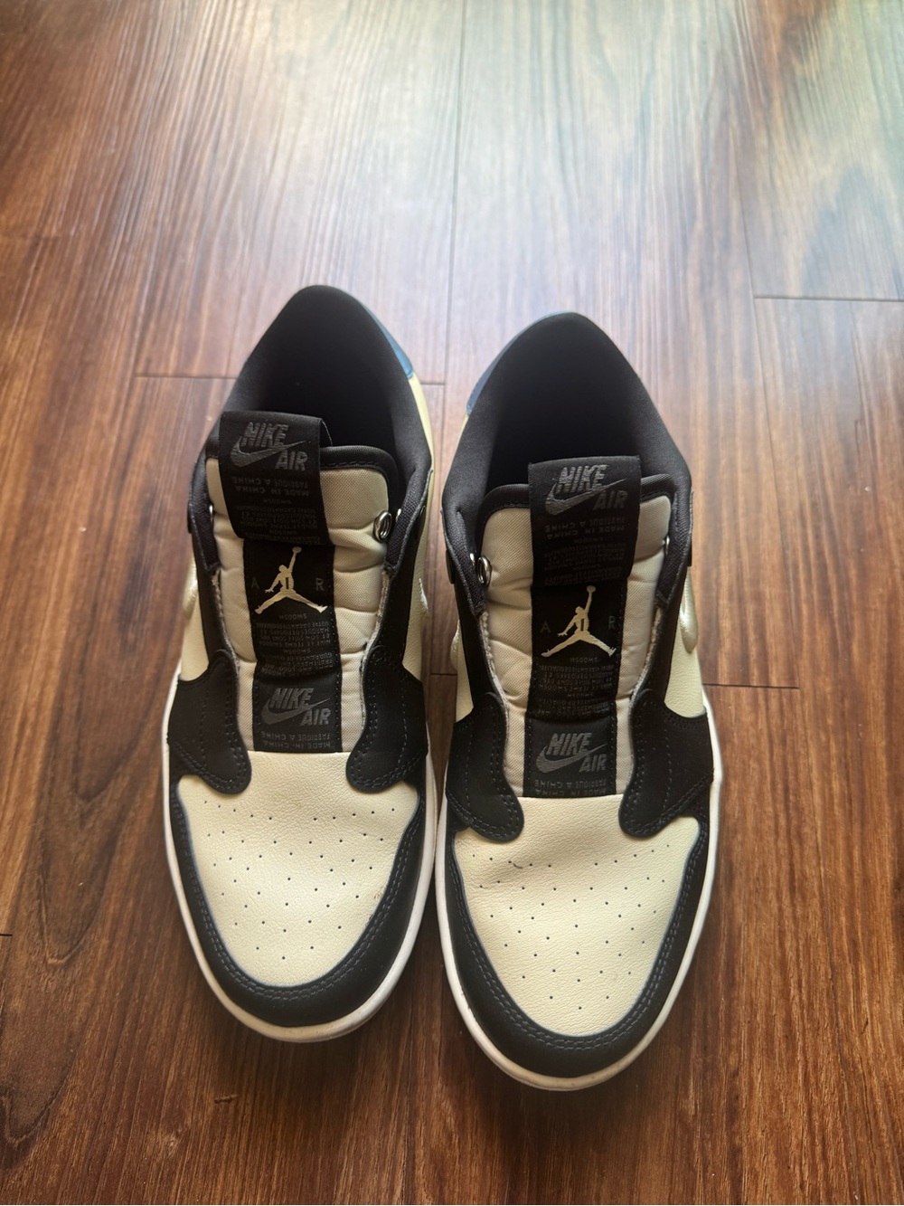 Jordan 1 Low Black & Cream Sneakers